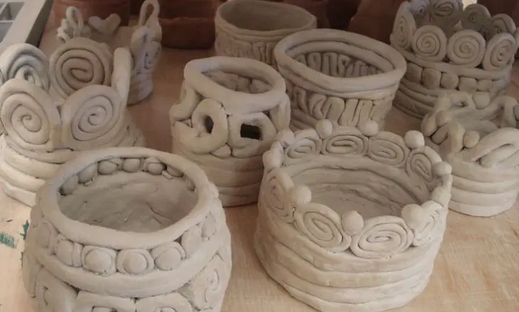 Coil pots