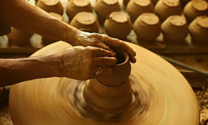 Two Ways of Making Pottery